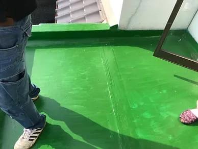 O様邸(トイレ入替、ベランダ防水塗装、床フロアー材貼り)